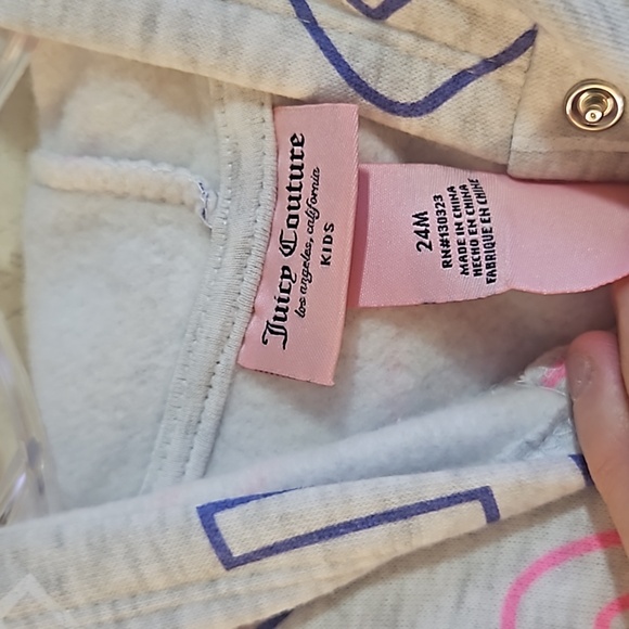 *FINAL* JUICY COUTURE SILVER HEATHER HOODIE: NEW WITH TAGS: SIZE 24 MTH - Picture 4 of 5